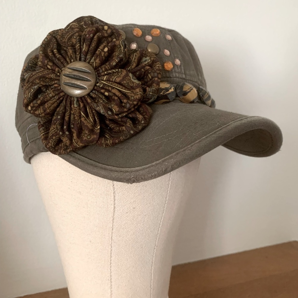 Floral Bling Hat - Brown & Rust